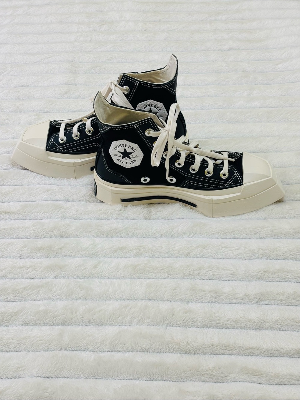 Converse Chuck 70 De Luxe Squared High Top Sneakers sz 5 - Picture 7 of 12